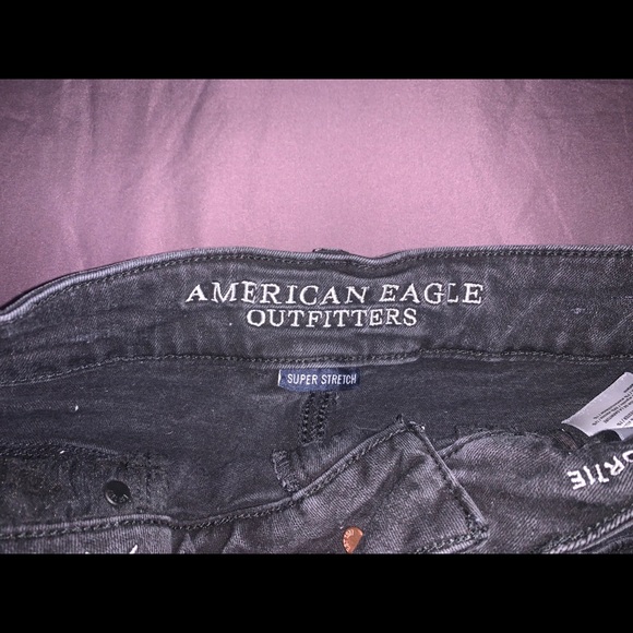 Shorts - Picture 2 of 4